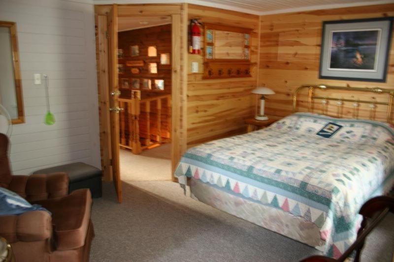 Sunny Rock Bed & Breakfast Minden Room photo